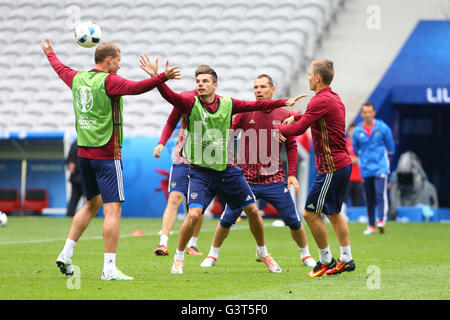 Lille, France. 14th June, 2016. European Football Championship training. Team Russia  Artur Yusupov Credit:  Action Plus Sports Images/Alamy Live News Stock Photo