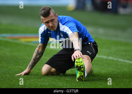 Lille, France. 14th June, 2016. Juraj Kucka of Slovakia during a training session at Pierre Mauroy stadium in Lille, France, 14 June 2016. Slovakia will face Russia in the UEFA EURO 2016 group B preliminary round match in Lille on 15 June 2016. Credit:  dpa/Alamy Live News Stock Photo