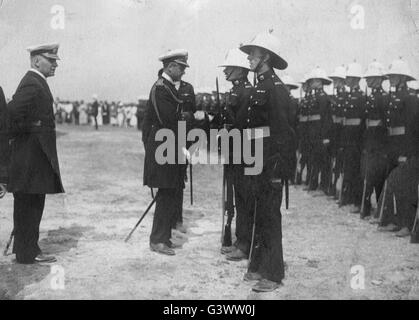 Royal Navy WW1 an officer of the Royal Naval Division Stock Photo ...