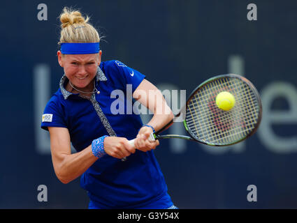 Braunschweig, Germany. 16 June, 2016. Marie Bouzkova in action at the 2016 Braunschweig Womens Open ITF Pro Circuit $25,000 tennis tournament. Credit:  Jimmie48 Photography/Alamy Live News Stock Photo