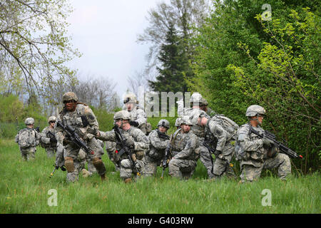 U.S. Army paratroopers conduct infantry training. Stock Photo