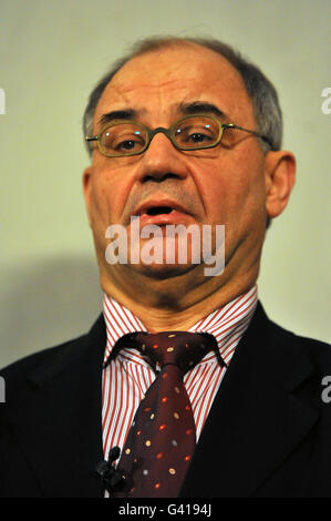 Former Swiss banker and whistleblower, Rudolf Elmer, addresses the media at the Frontline Club in London, prior to handing over two CDs to the WikiLeaks founder Julian Assange, which he claims contain information about 40 politicians along with business people, multinational conglomerates and figures from the art world, before he flies back to Switzerland to stand trial accused of stealing information from a bank. Stock Photo