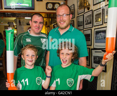 Skibbereen, West Cork, Ireland. 18th June, 2016. Young Ireland fans Joshua and Michael McCormack were with Elijah Cass and Graham McCormack in Calahanes Bar in Skibbereen before the Ireland Vs Belgium game in Bordeaux in the 2016 Euros. Credit: Andy Gibson/Alamy Live News. Stock Photo
