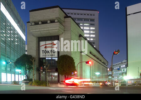 Outside view of the Stock Exchange, Nihombashi Kabutocho district, Tokyo, Japan    Credit © Fabio Mazzarella/Sintesi/Alamy Stock Stock Photo