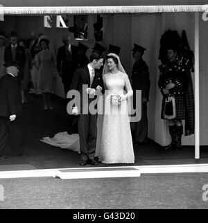 Princess Alexandra of Kent and Angus Ogilvy leave the West Door of Westminster Abbey, London, after their wedding. Stock Photo