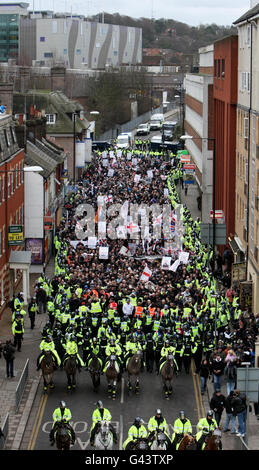 A large group of English Defence League members march through Luton, this afternoon. Stock Photo