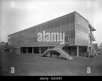 Horse Racing - Cheltenham Racecourse. A rear view of the new stand. Stock Photo