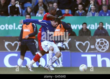 Soccer - npower Football League Championship - Cardiff City v Barnsley - Cardiff City Stadium Stock Photo