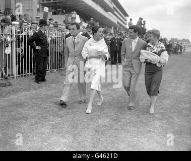 Horse Racing - The Derby - Epsom Racecourse Stock Photo