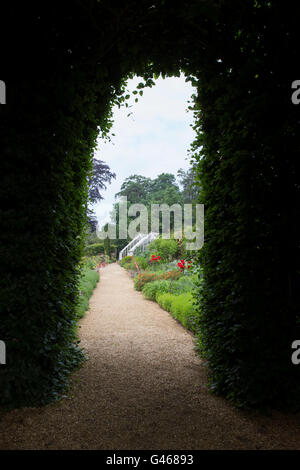 Broughton grange walled garden border early june. Broughton, Banbury, Oxfordshire, England Stock Photo