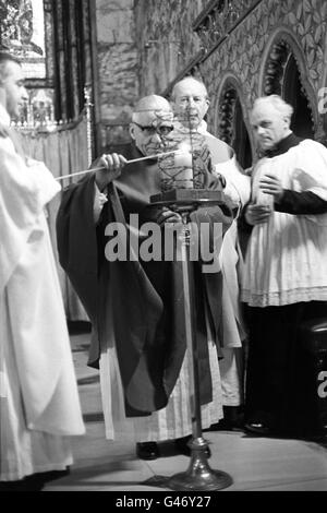 Religion - Cardinal Josef Beran - Farm Street Roman Catholic Church, Mayfair, London Stock Photo