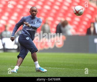 Soccer - International Friendly - England v Ghana - England Training - Wembley Stadium. England's Jermain Defoe during training Stock Photo