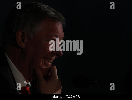 Soccer - UEFA Champions League - Quarter Final - Chelsea v Manchester United - Manchester United Press Conference - Lords Cri.... Manchester United Manager Sir Alex Ferguson talks to the media during a press conference at Lords Cricket Ground, London.