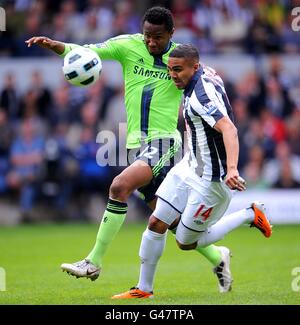 Chelsea's John Obi Mikel (left) and Fulham's Scott Parker in action ...