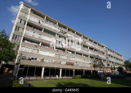General view of the Missenden block on the Aylesbury Estate in Walworth, South East London, where a 14-year-old boy has fallen to his death from the sixth floor of the tower block after opening his bedroom window to look out. Stock Photo