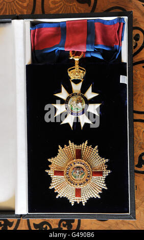 The Grand Cross of the Order of St Michael and St George in the White Room at Windsor Castle, which Queen Elizabeth II granted to the Governor-General of Papua New Guinea, Michael Ogio. Stock Photo
