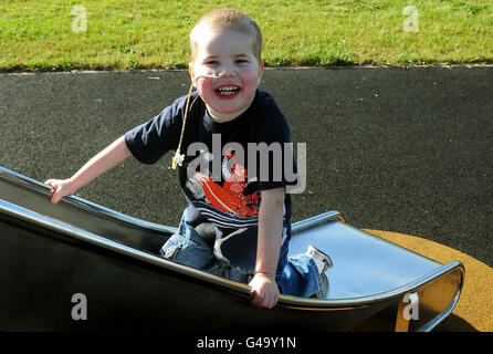 Mason Lewis at home in Atherstone, Warwickshire. The four-year-old boy has become the smallest person in the UK to have a successful lung transplant. Stock Photo