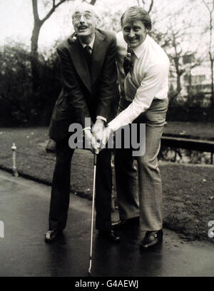 Golf - Brian Barnes - Pipeman of the Year - Savoy Hotel, London Stock Photo