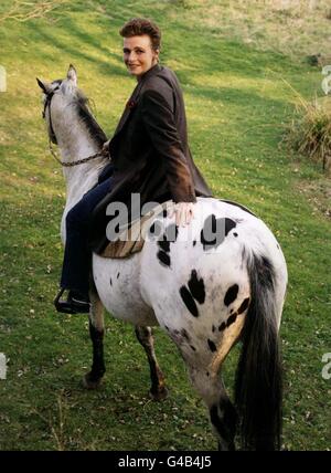 One of a set of pictures of Linda McCartney, released tonight (Tuesday), the last ever taken of ex-Beatle Sir Paul's wife. The pictures were taken by the McCartneys' daughter Mary at their Peasmarsh, East Sussex home a few days before Linda, 56, made her final trip to America. COPYRIGHT MARY MCCARTNEY. See PA Story DEATH Linda. Stock Photo