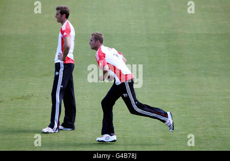 Cricket - First npower Test - England v Sri Lanka - England Nets Session - Day One - SWALEC Stadium Stock Photo