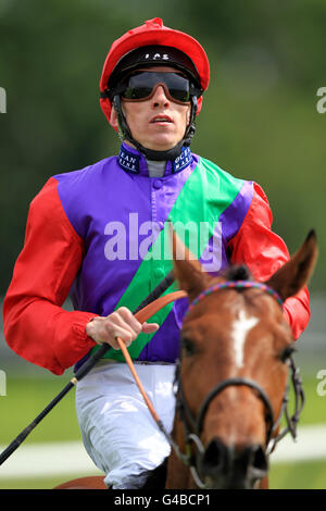 Horse Racing - TFI Friday - Nottingham Racecourse. Shane Kelly, jockey Stock Photo