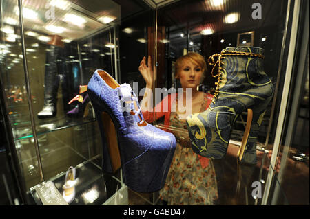 Vivienne westwood naomi campbell shoe hi-res stock