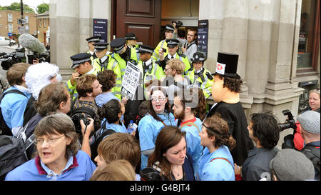 UK Uncut protest Stock Photo