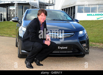 Soccer - England Players Visit Millbrook Testing Facility Stock Photo