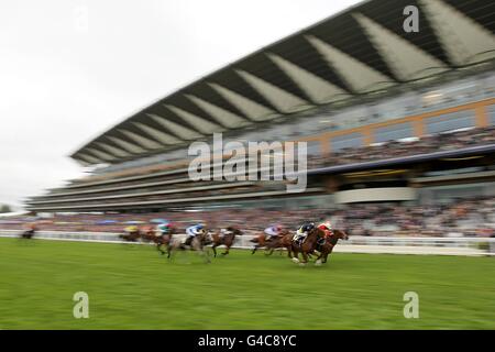 A general view as Best Terms ridden by Richard Hughes (right) gets up to win the Queen Mary Stakes during Day Two of the 2011 Royal Ascot Meeting. Stock Photo