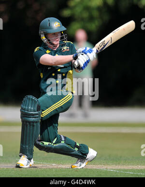 Cricket - Natwest Women's Quadrangular Twenty20 - Australia v India - Chesterfield. Australia's Jess Cameron Stock Photo