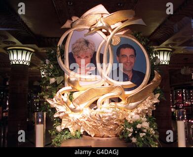 Harrods Shrine For Princess Diana & Dodi Fayed, Harrods Department 