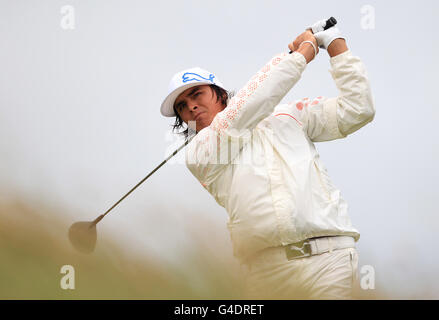 Golf - The Open Championship 2011 - Day Three - Royal St George's. USA's Rickie Fowler tees off on the 18th hole Stock Photo