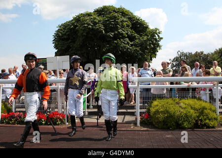 Horse Racing - Coral-Eclipse Day - Sandown Park Stock Photo