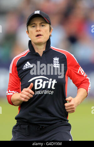 Cricket - Natwest Women's Quadrangular Twenty20 - England v Australia - County Ground. England's Claire Taylor Stock Photo