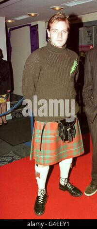 Ewan McGregor, one of the stars of Velvet Goldmine, at the Odeon cinema in Edinburgh Sunday August 16 1998 for the film's screening at the Opening Night Gala of the 52nd Edinburgh Film Festival. Picture by David Cheskin/PA. Stock Photo