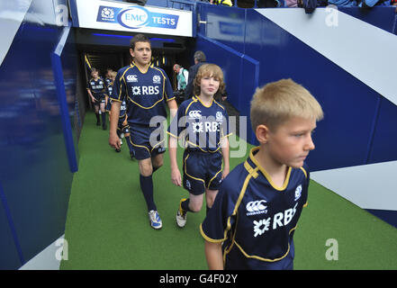 Rugby Union - EMC Test Match - Scotland v Ireland - Murrayfield Stock Photo