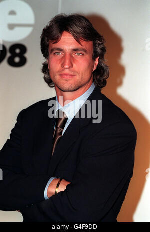 David ginola loreal hi-res stock photography and images - Alamy