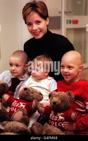 Darcey Bussell children & teddy bears Stock Photo