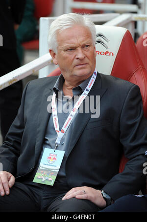 Soccer - Emirates Cup 2011 - Paris Saint Germain v New York Red Bulls - Emirates Stadium Stock Photo