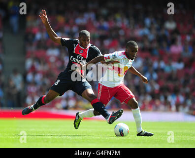 Soccer - Emirates Cup 2011 - Paris Saint Germain v New York Red Bulls - Emirates Stadium Stock Photo