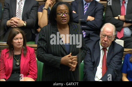 Labour's Diane Abbott responds to Prime Minister David Cameron's statement to the House of Commons in central London on the recent disturbances around England. Stock Photo