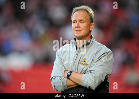 Soccer - npower Football League Championship - Doncaster Rovers v Nottingham Forest - Keepmoat Stadium. Doncaster Rovers manager Sean O'Driscoll Stock Photo