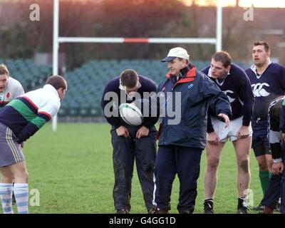 Ulster Rugby coach Harry Williams with team players during a training session for the Semi Final against Stade Francais at Ravenhill in Belfast on Saturday. edi.Photo by Paul Faith/PA Stock Photo