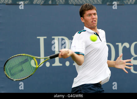 Great Britain's Oliver Golding in action against Czech Republic's Jiri Vesely during day fourteen of the US Open at Flushing Meadows, New York, USA. Stock Photo