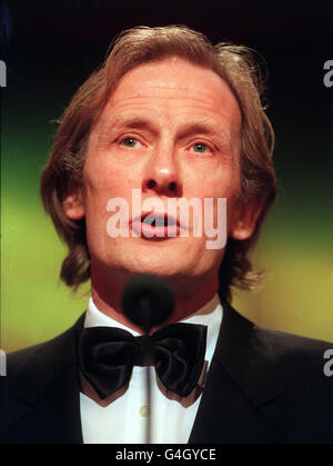 Actor Bill Nighy speaks after receiving the Peter Sellers Award for Comedy at the Evening Standard British Film Awards for 1998, at the Savoy Hotel, London. Stock Photo