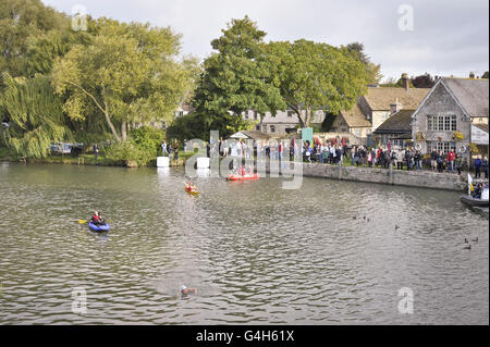 David Walliams swims The Thames for Sport Relief Stock Photo