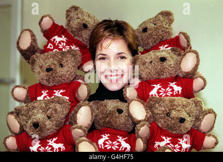 CANCER CHILDREN/Darcey Bussell & teddy bears 2 Stock Photo