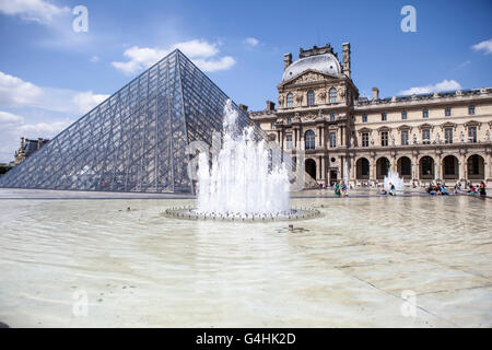 Le Louvre Museum, Paris, France Stock Photo