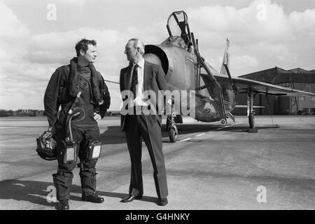 Eleven Squadron Wing Commander Jake Jarron (left) relaxes after flying his English Electric Lightning jet fighter at RAF Binbrook for the last time, as the aircraft have been withdrawn from service.With him is Air Vice Marshall John Howe who is the Commander of 74 'The Tigers' Squadron. Stock Photo