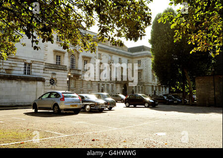 General View GV of Inner London Crown Court, Sessions House, Newington ...